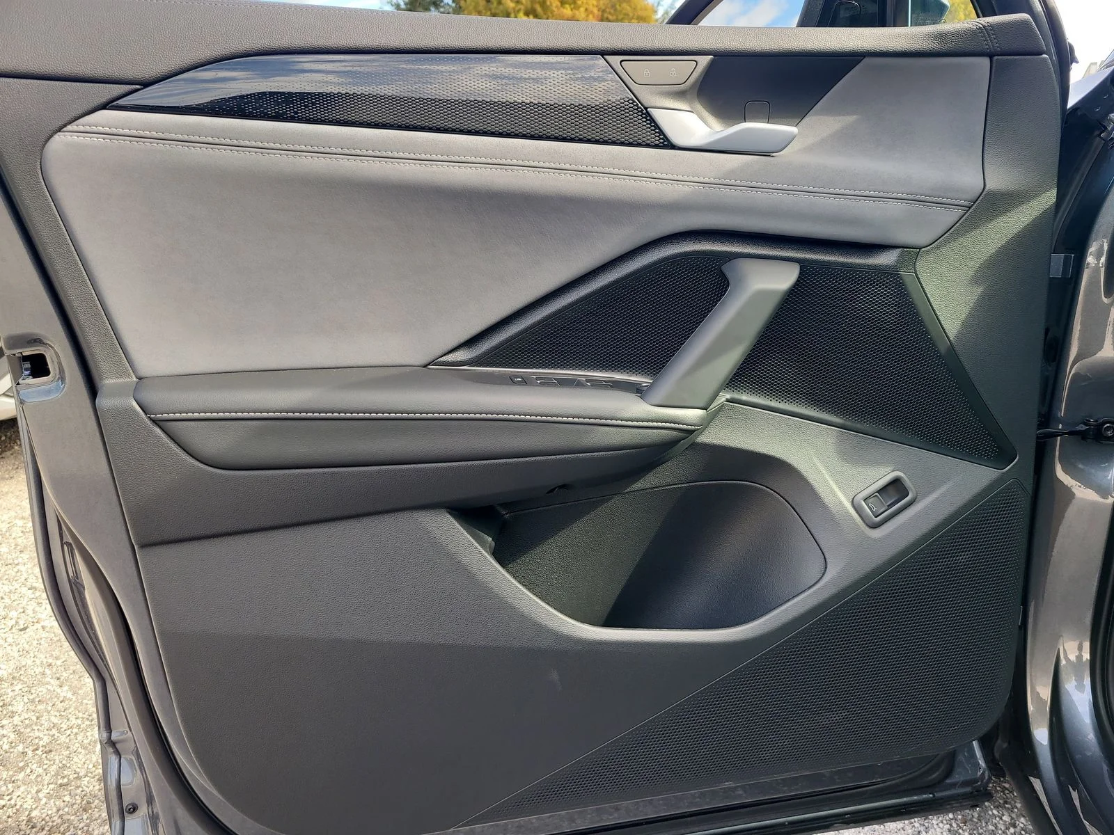 New 2026 Platinum Gray Metallic Volkswagen 2.0T SE R-Line Black image 16