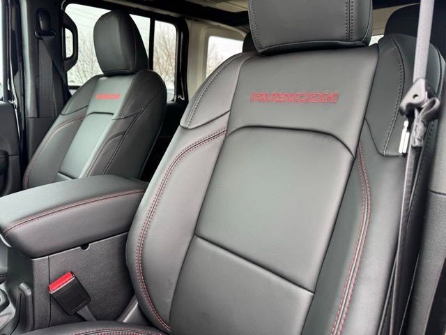 New 2026 Black Clearcoat Jeep Rubicon image 27