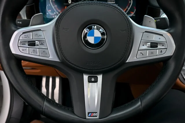 Used 2022 WHITE BMW 750i xDrive image 45