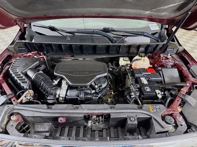 Used 2017 Red GMC Denali image 33