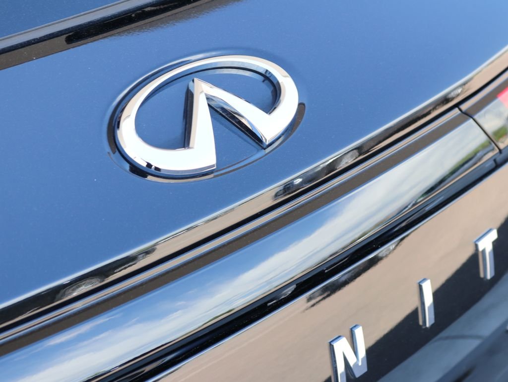 Certified Used 2025 Black INFINITI PURE image 38