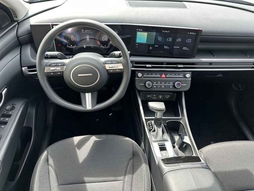 New 2026 Rockwood Green Hyundai SE FWD image 10