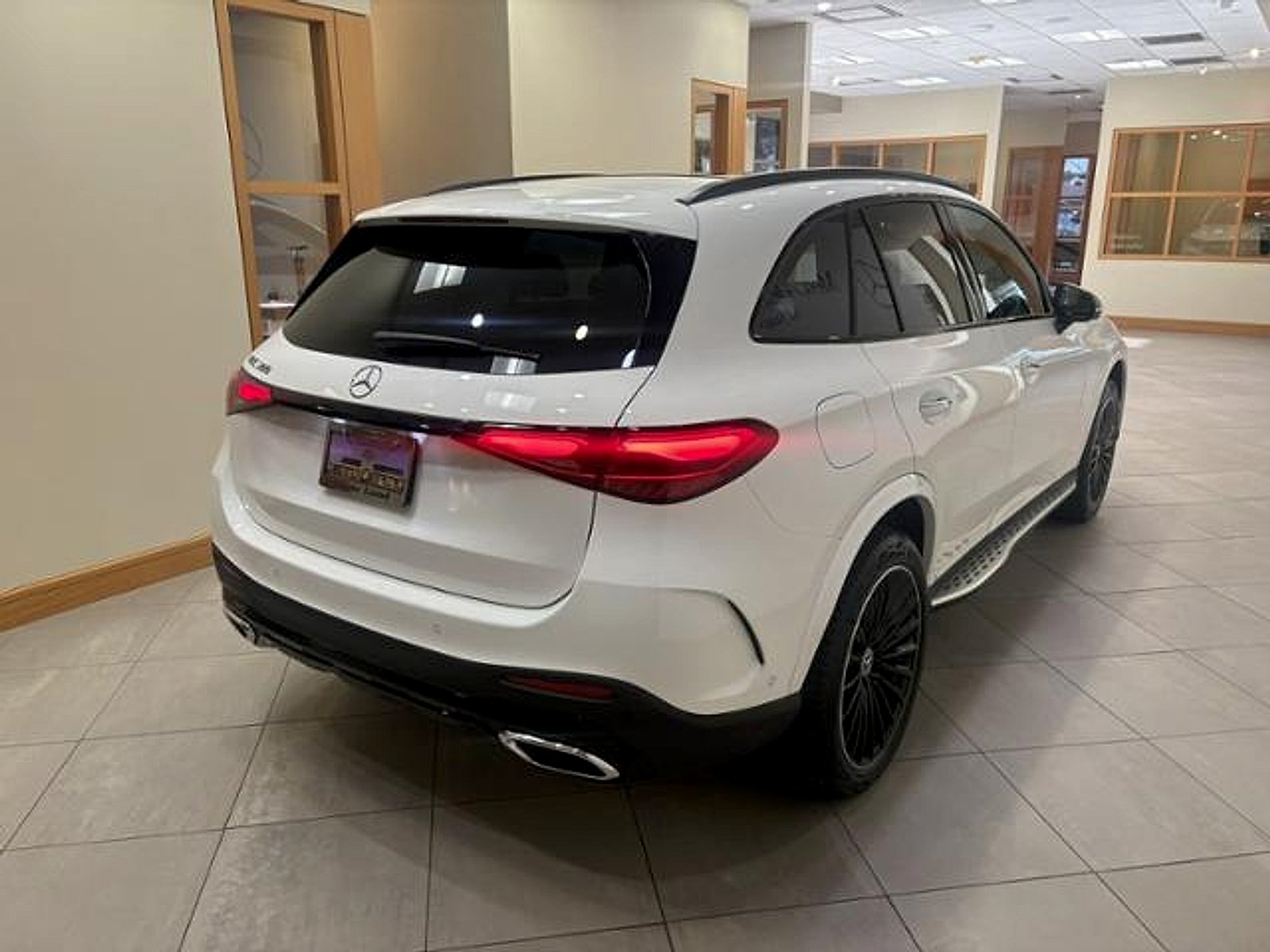 New 2026 Polar White Mercedes-Benz  image 5