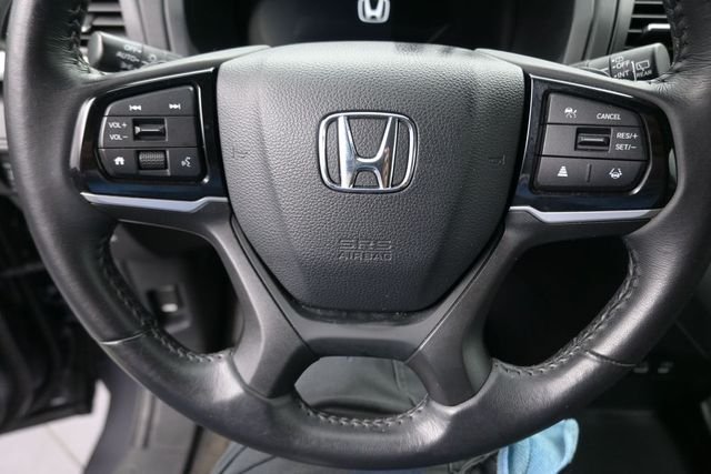 Certified Used 2025 Modern Steel Metallic Honda EX-L image 11