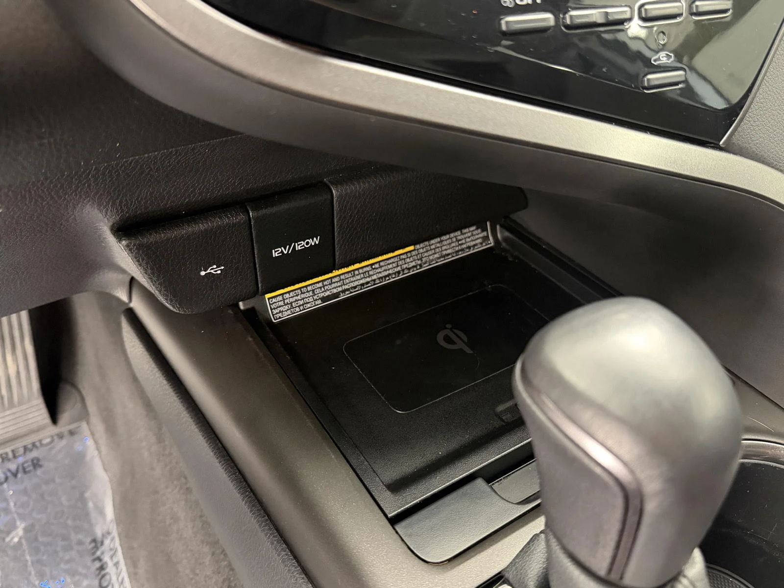 Used 2021 Wind Chill Pearl Toyota XSE image 14