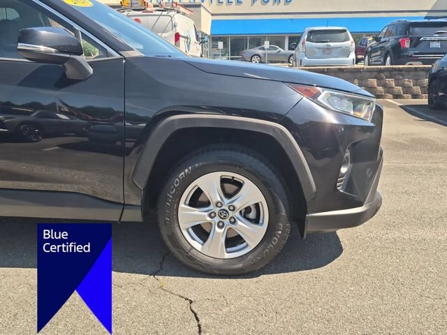 Used 2020 Black Toyota XLE image 10