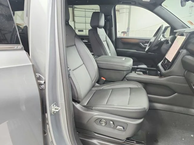 New 2026 Sterling Metallic GMC Denali image 39