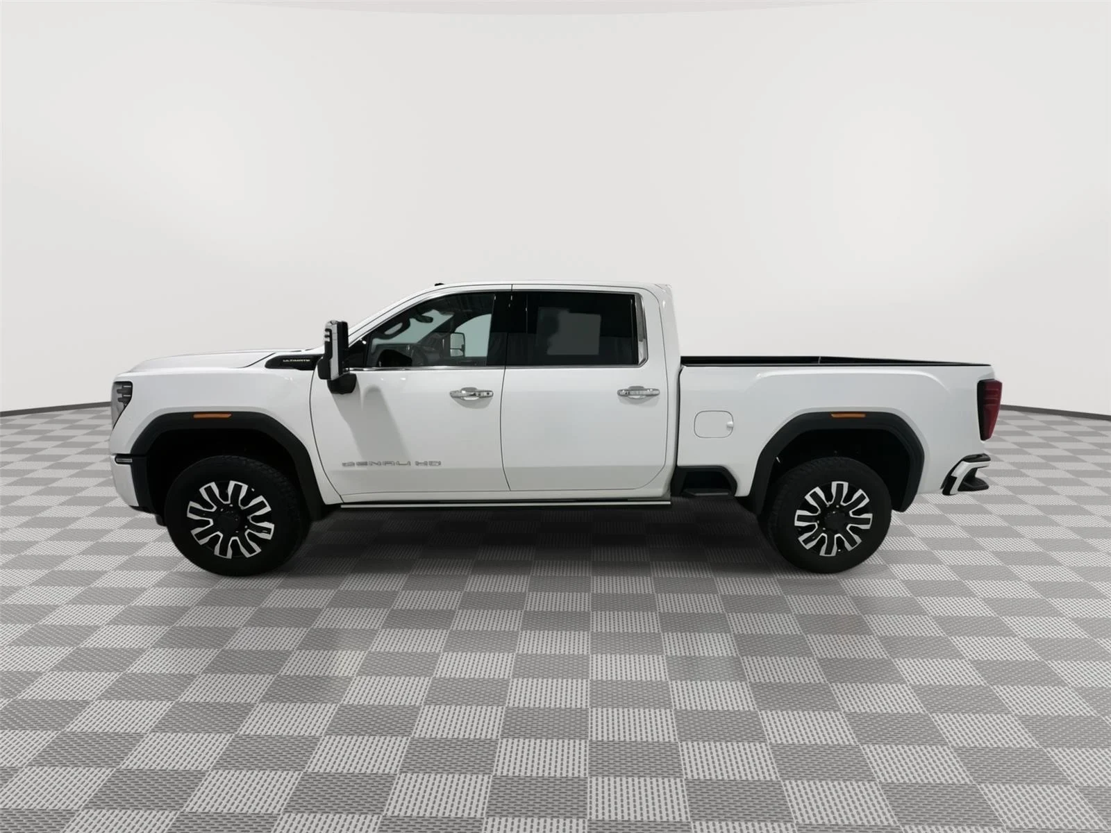 Used 2024 GMC Sierra 3500HD Denali Ultimate with VIN 1GT49YEY8RF382762 for sale in Alexandria, Minnesota