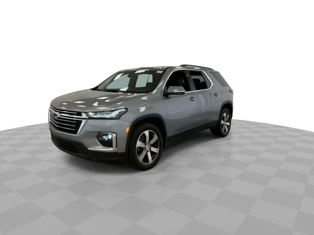 Used 2023 Sterling Gray Metallic Chevrolet LT Leather image 5