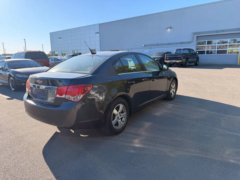 Used 2014 Black Granite Metallic Chevrolet 1LT image 4