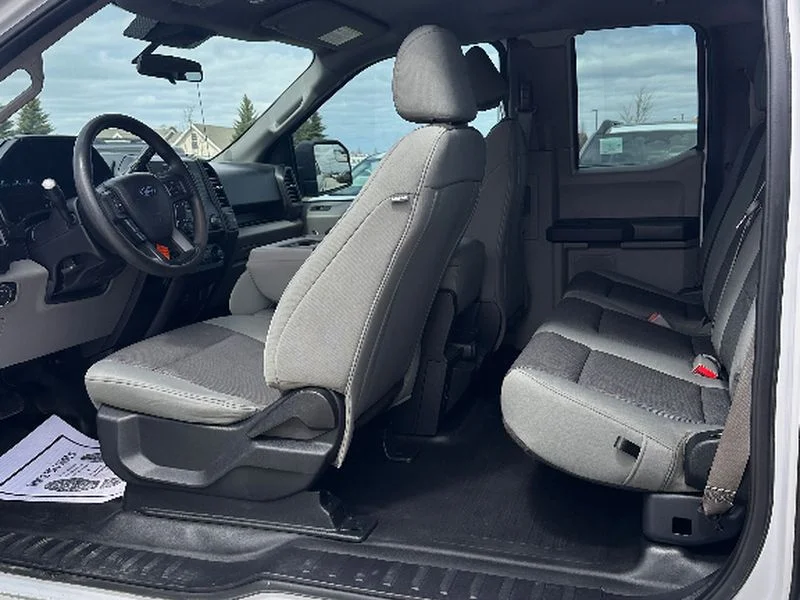 Used 2019 OXFORD WHITE Ford XL image 11