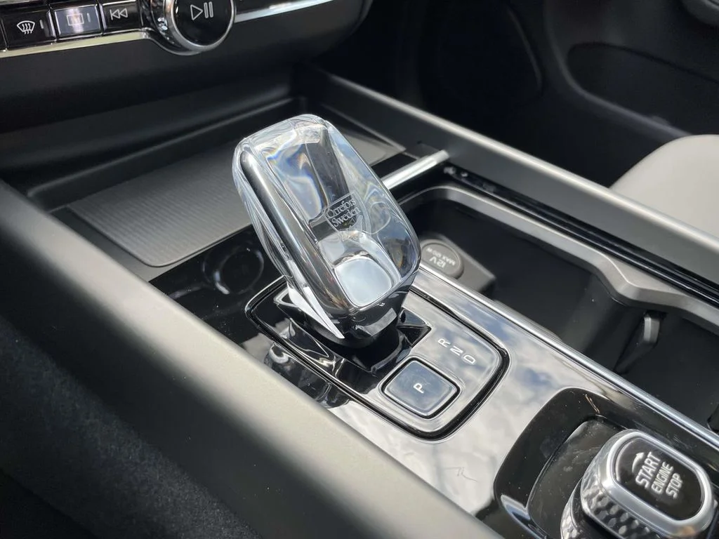 2026 Volvo XC60 Plus - Photo 18