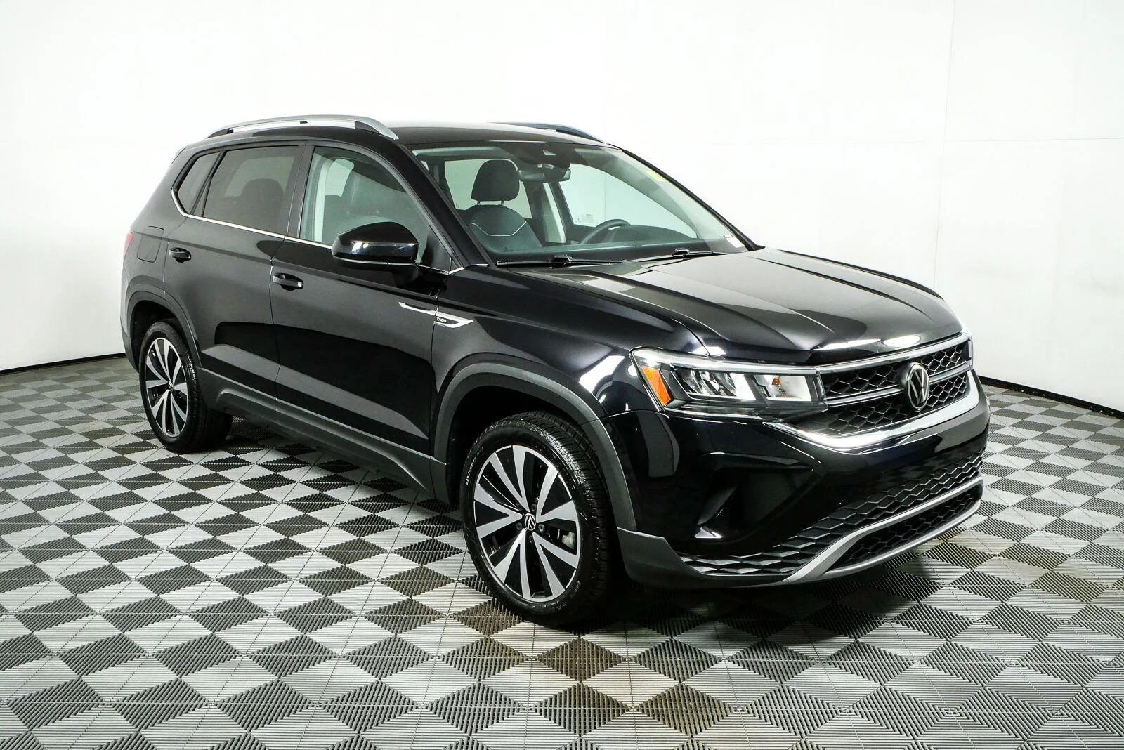 2023 Volkswagen Taos