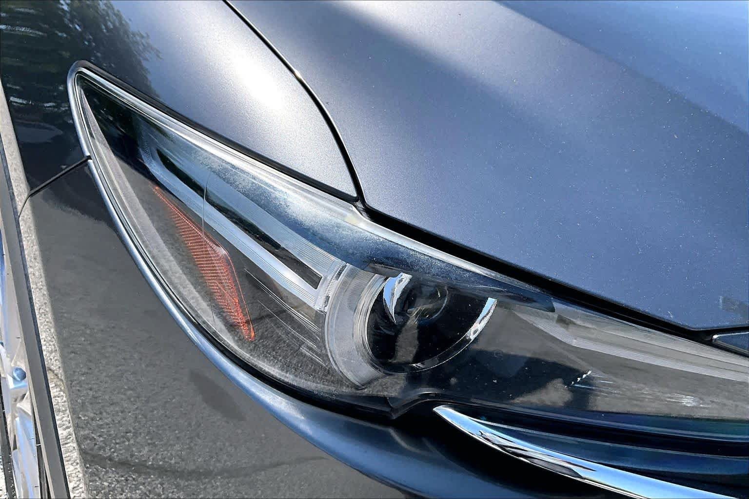 Used 2019 Machine Gray Metallic Mazda Grand Touring image 28