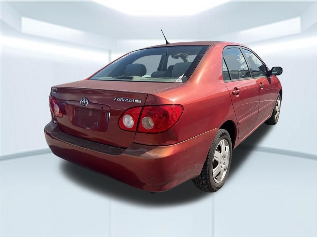 Used 2006 Red Toyota LE image 24