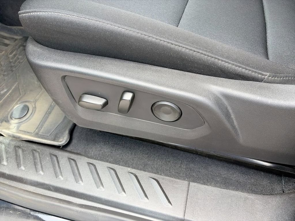Used 2024 Black Chevrolet Trail Boss image 15