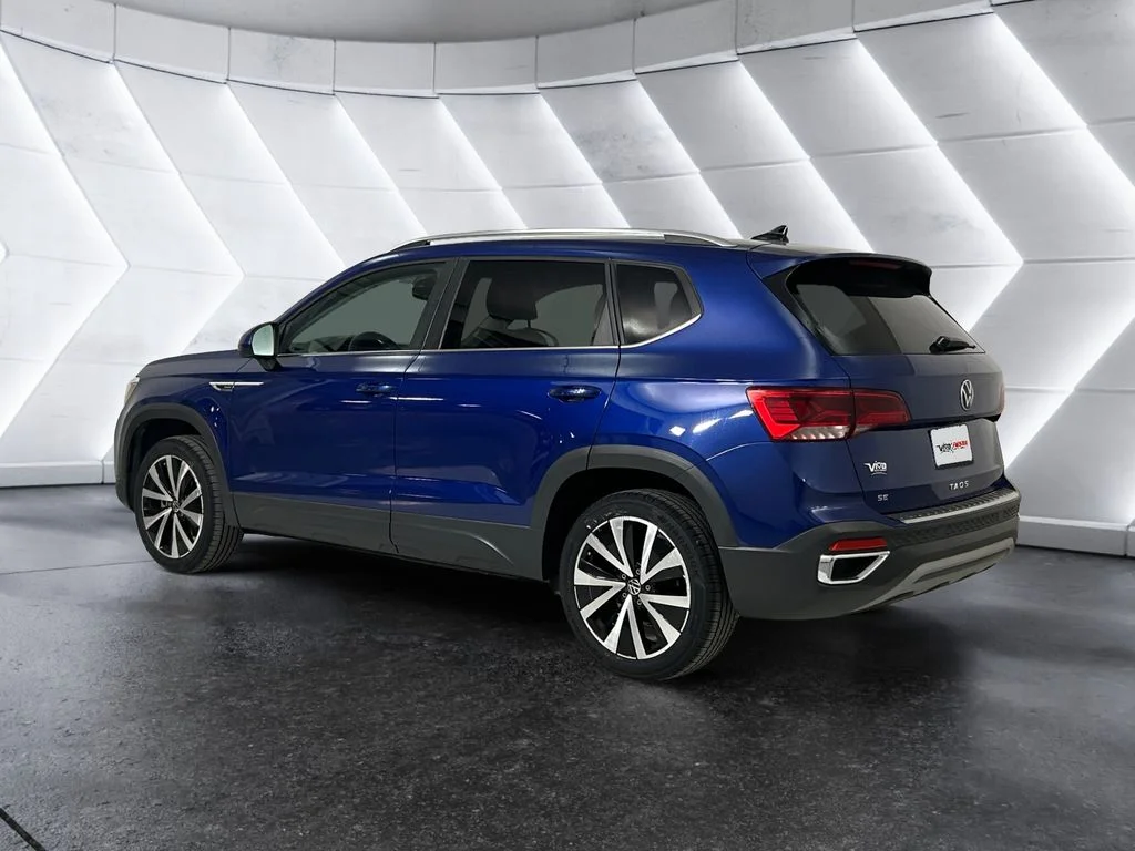 Used 2023 Blue Volkswagen 1.5T SE image 6