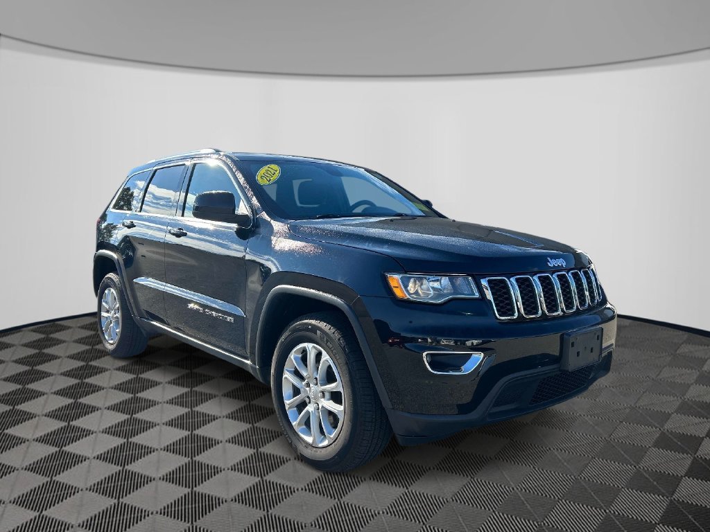 Used 2021 Black Jeep Laredo E image 7
