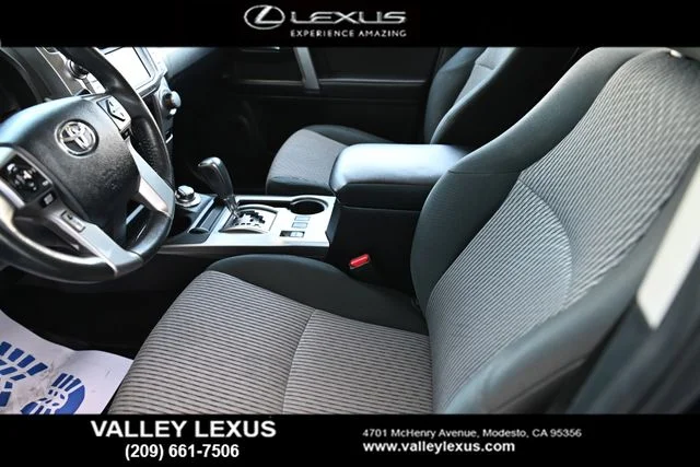 Used 2018 Gray Toyota SR5 image 14
