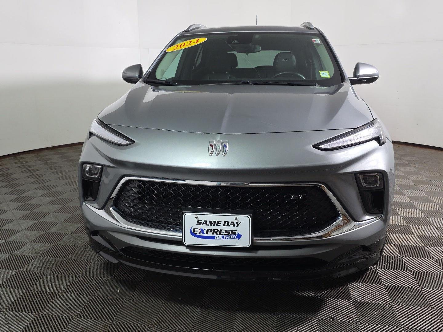 Used 2024 Moonstone Gray Metallic Buick Sport Touring image 8