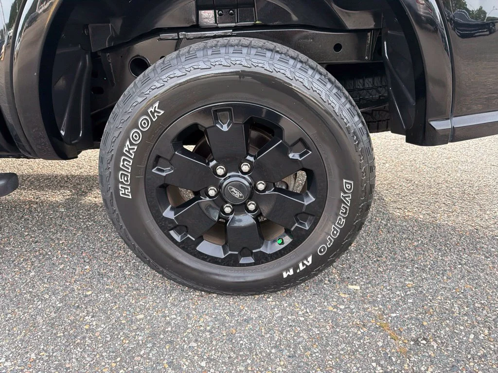 Used 2023 Black Ford XLT image 24