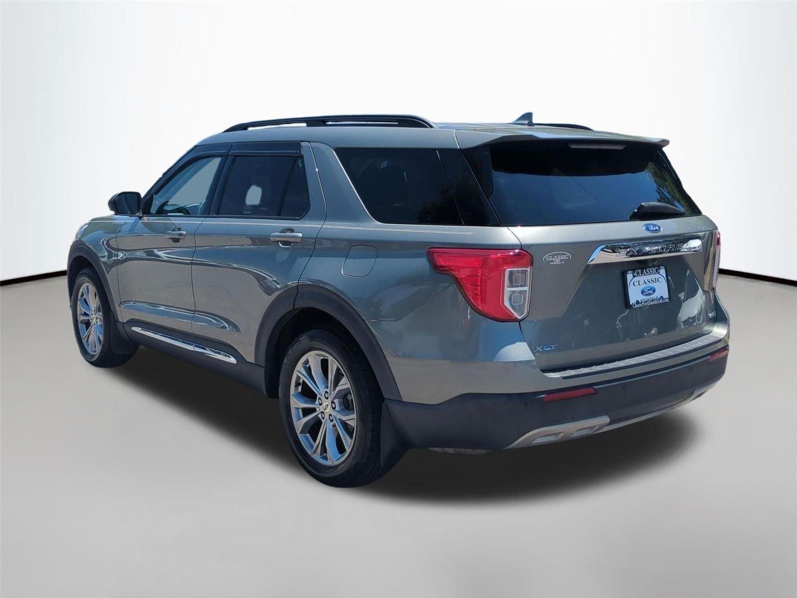 Used 2020 Silver Spruce Ford XLT image 3