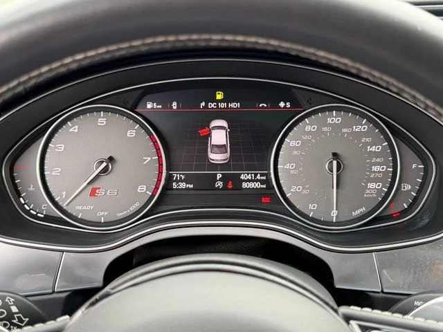 Used 2017  Audi 4.0T Prestige image 6