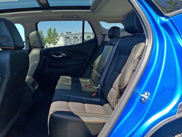 Used 2024 Riptide Metallic GMC AT4 image 69