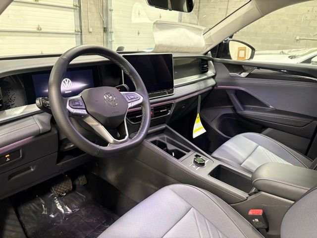 New 2026 Black Volkswagen 2.0T SE image 9
