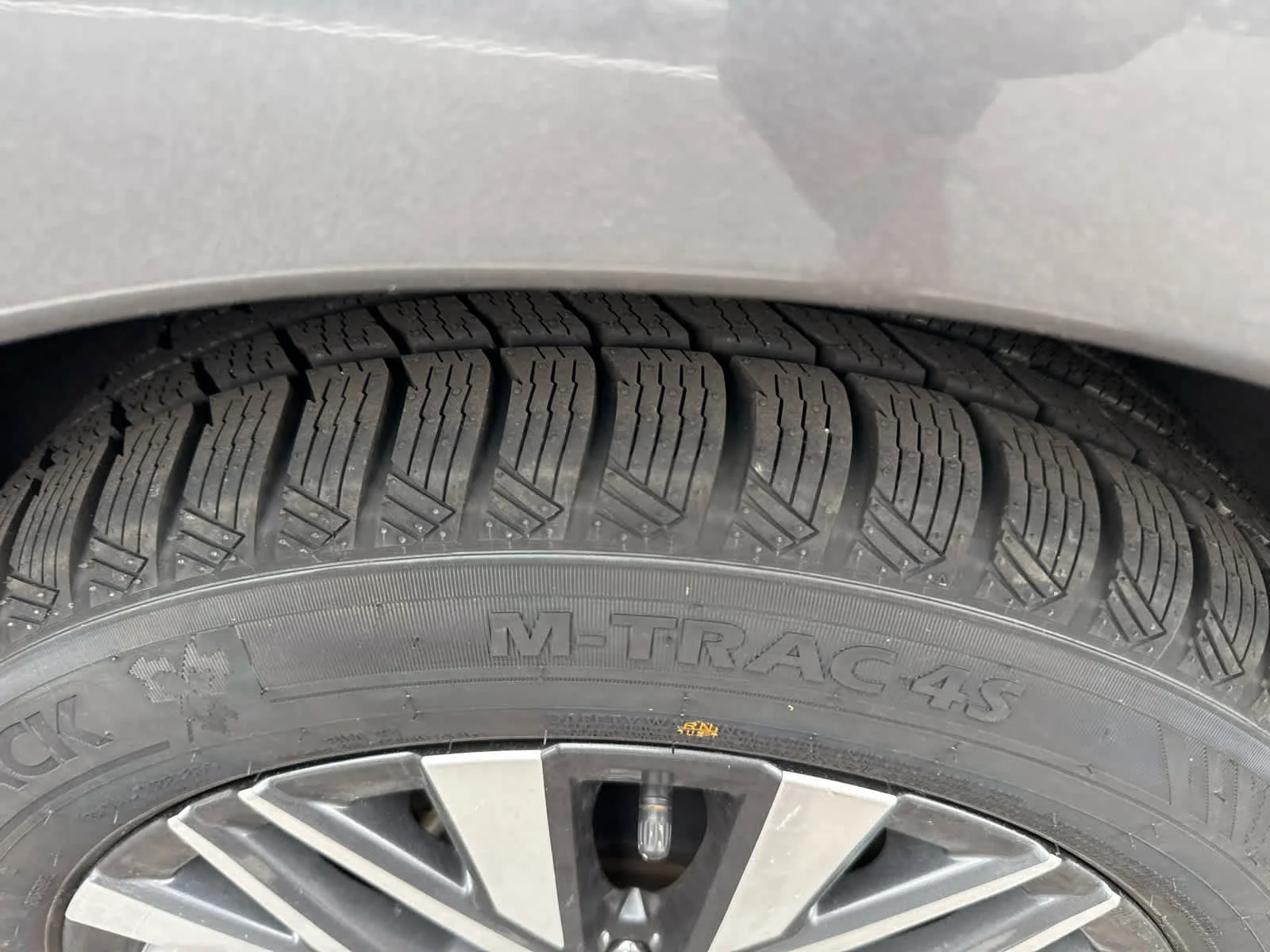 Used 2024 Gun Metallic Nissan 2.5 SV image 5