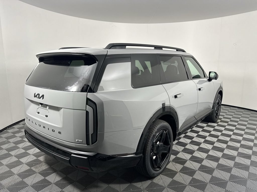New 2027 Wolf Gray Kia X-LINE SX image 19