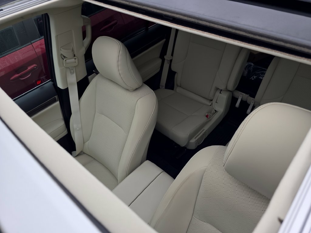 Used 2023 Gray Lexus 460 image 22