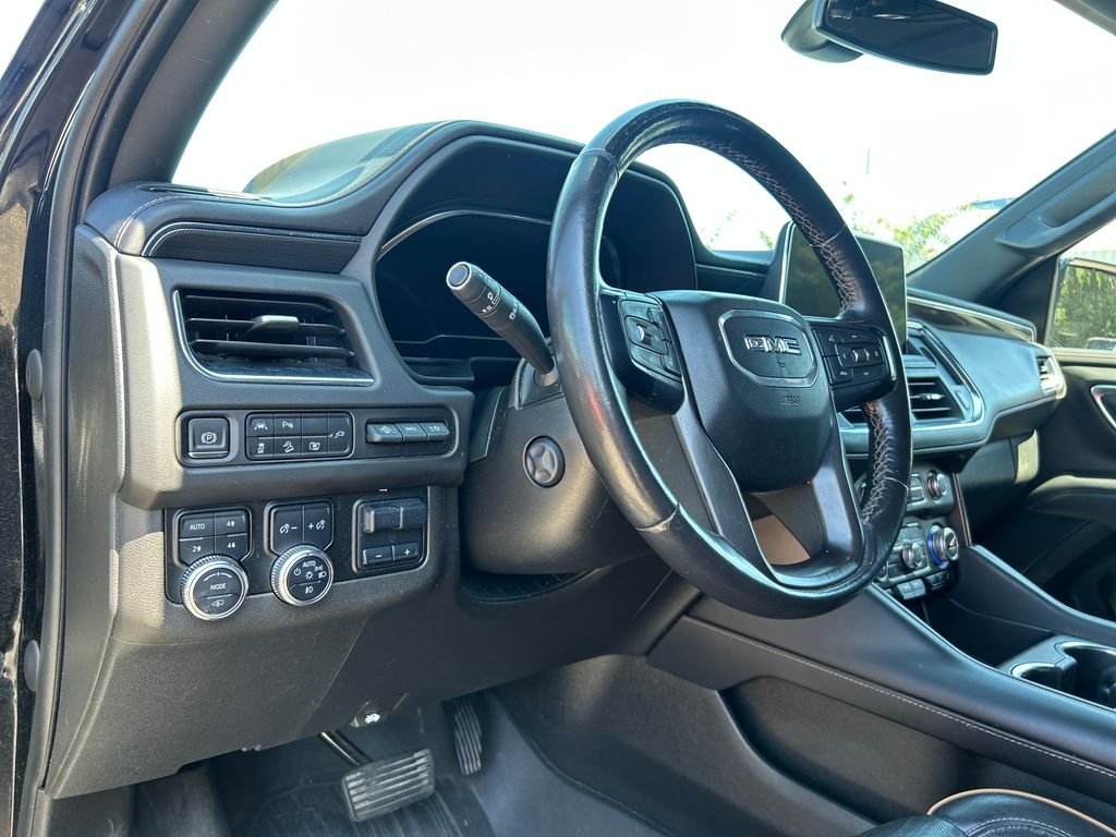 Used 2022 Black GMC AT4 image 8