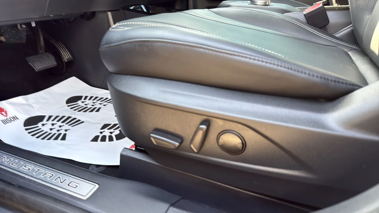 Used 2023 Gray Ford Premium image 10