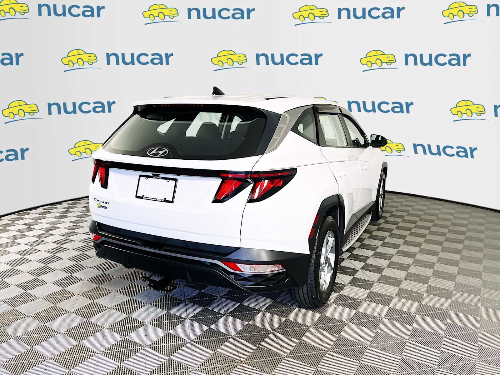 Used 2024 White Pearl Hyundai SE image 7