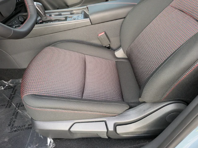New 2027 Atlantic Gray Metallic / Super Black Two-tone Nissan SR image 15