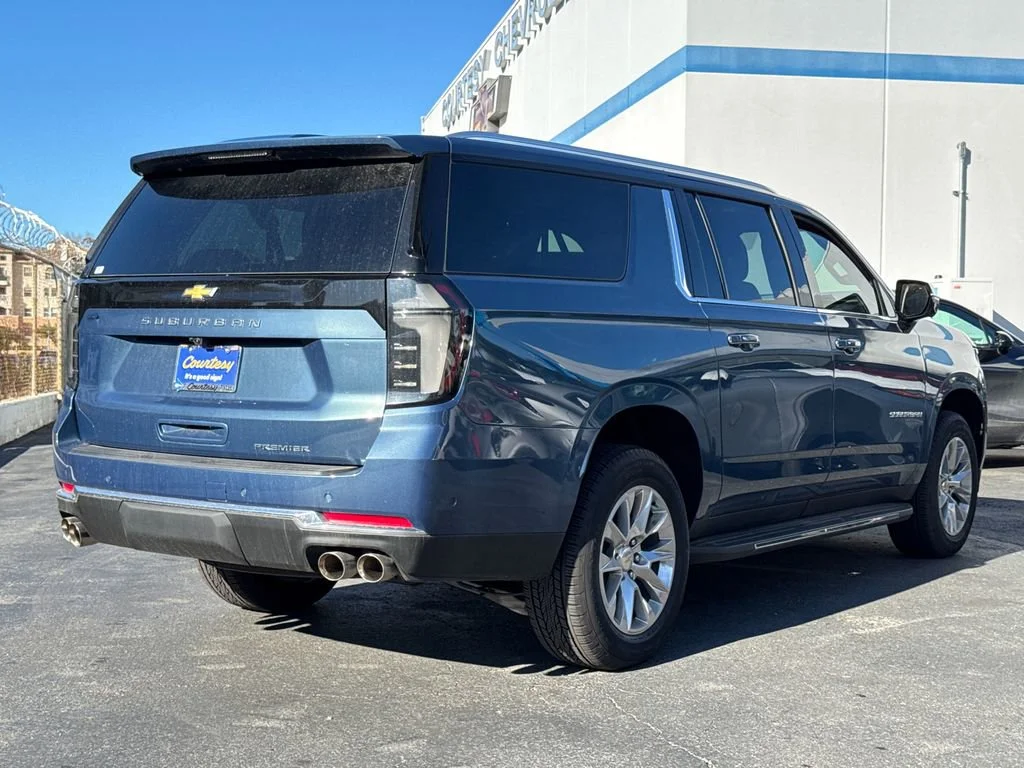 2026 Chevrolet Suburban Premier - Photo 9