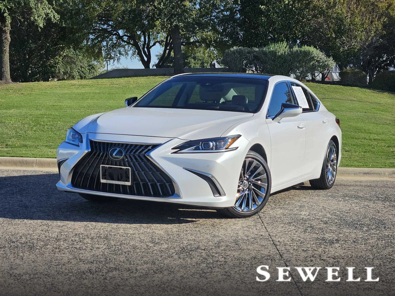 2024 Lexus ES 350 Luxury
