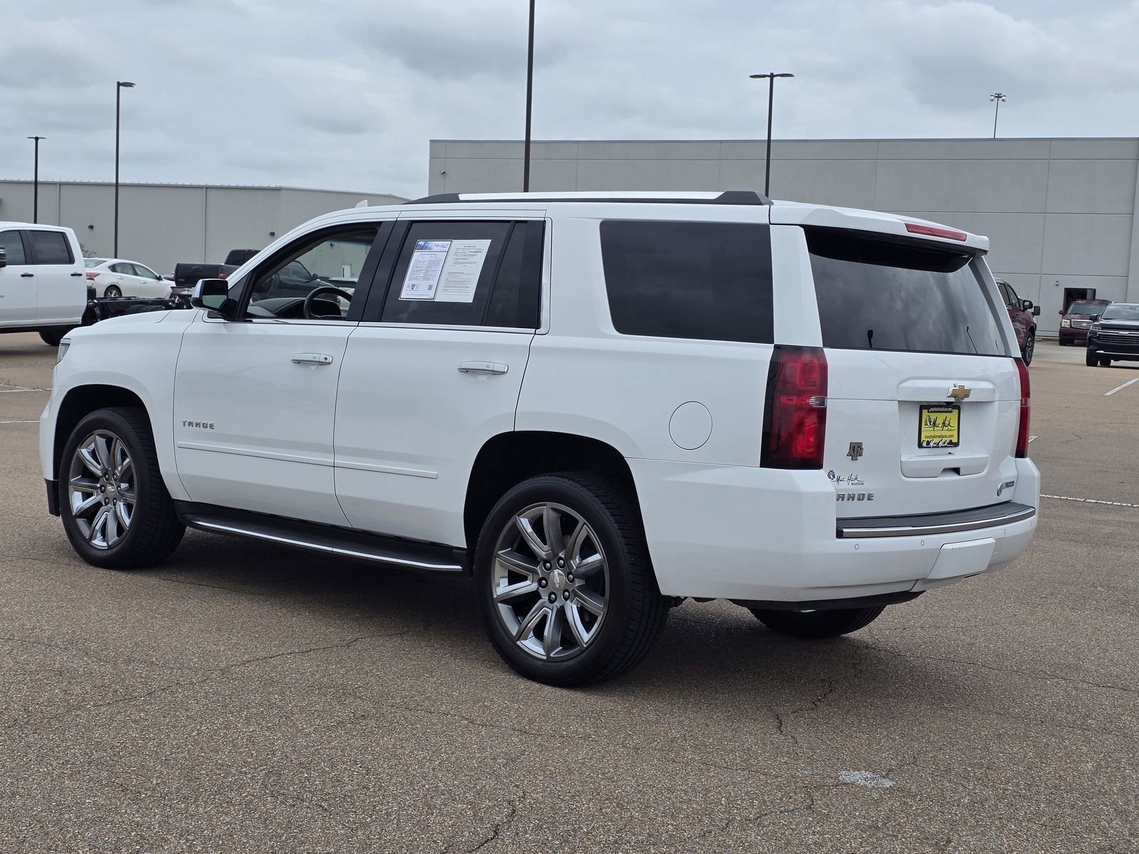 Used 2017 SUMMIT WHITE Chevrolet Premier image 7