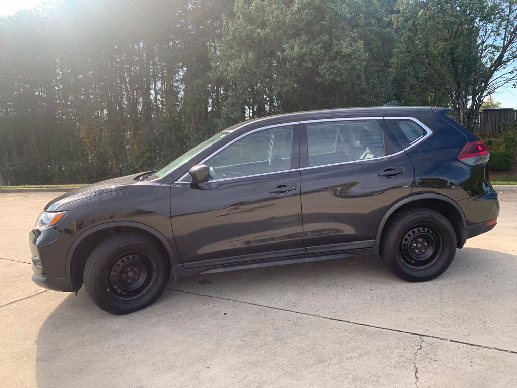Used 2018 Black Nissan S image 20