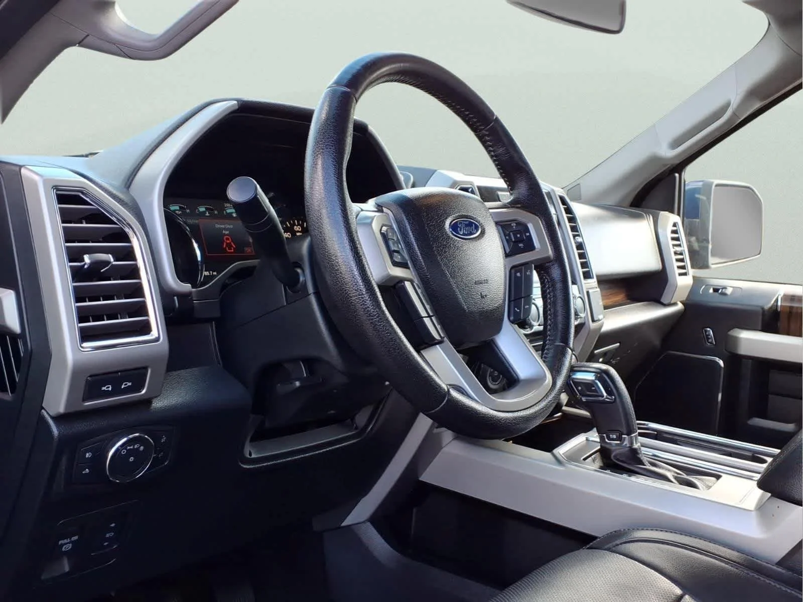 Used 2016 Blue Jeans Metallic Ford Lariat image 14