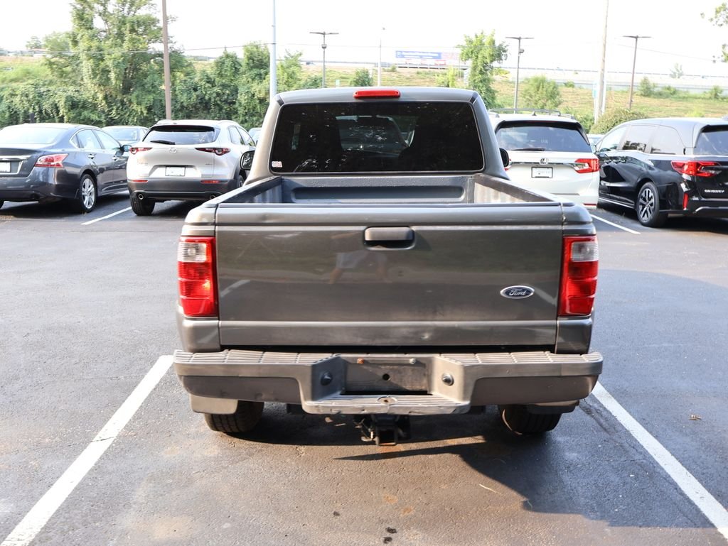 Used 2004  Ford Edge image 6