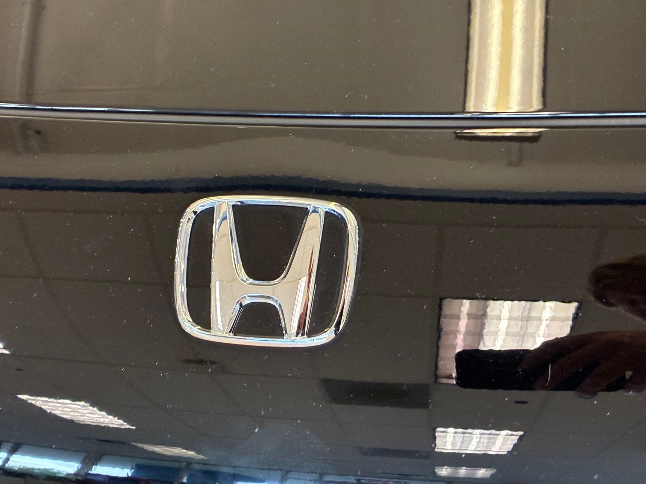 Used 2007 Berlina Black Honda Base image 10