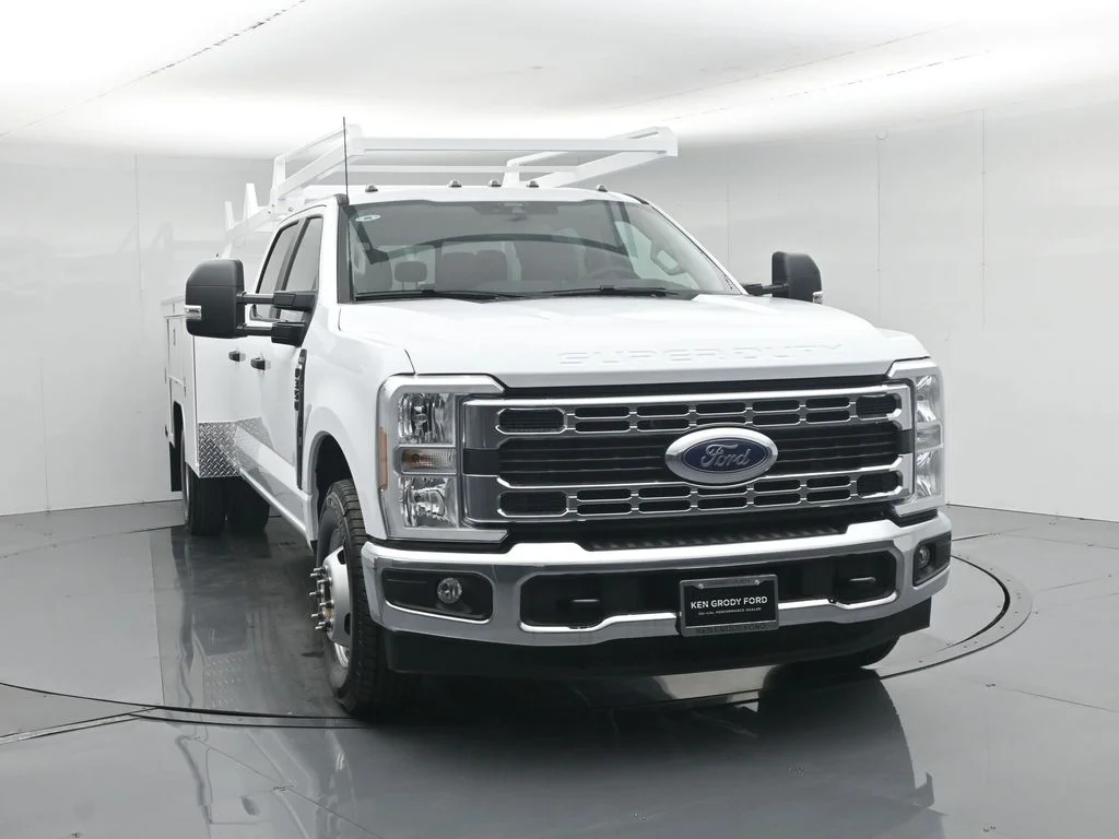 New 2026 White Ford XL image 33