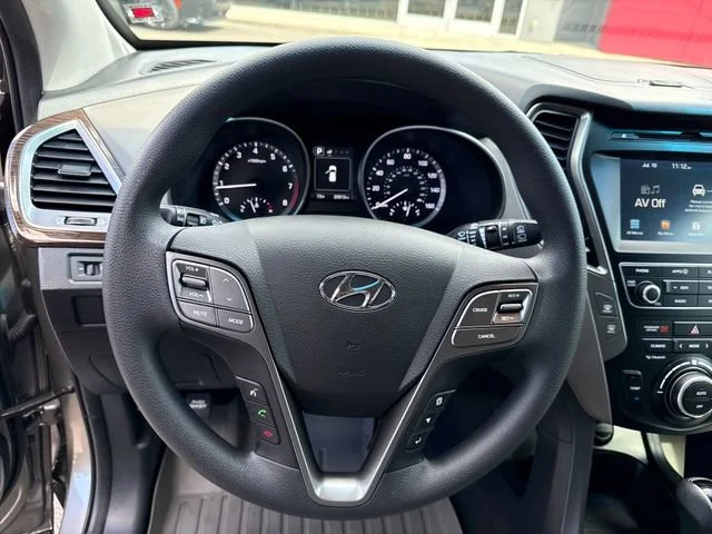 Used 2018 Mineral Gray Hyundai 2.4 Base image 18