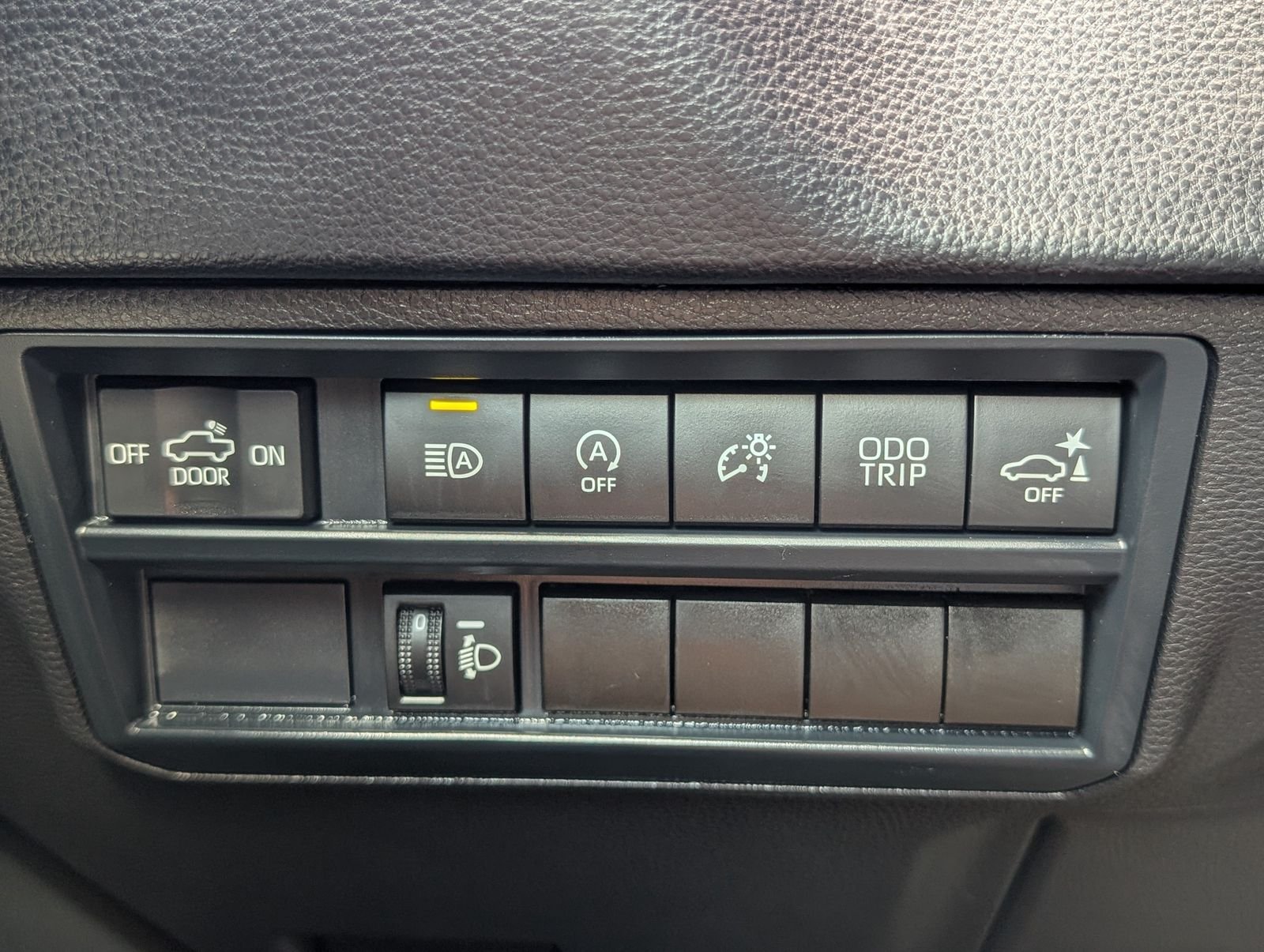 Used 2024 White Toyota SR5 image 25