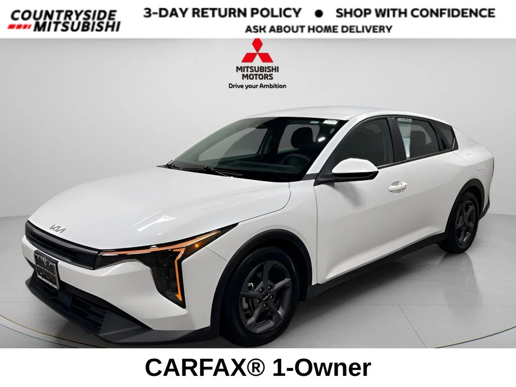 2025 Kia K4 LXS AT's photo