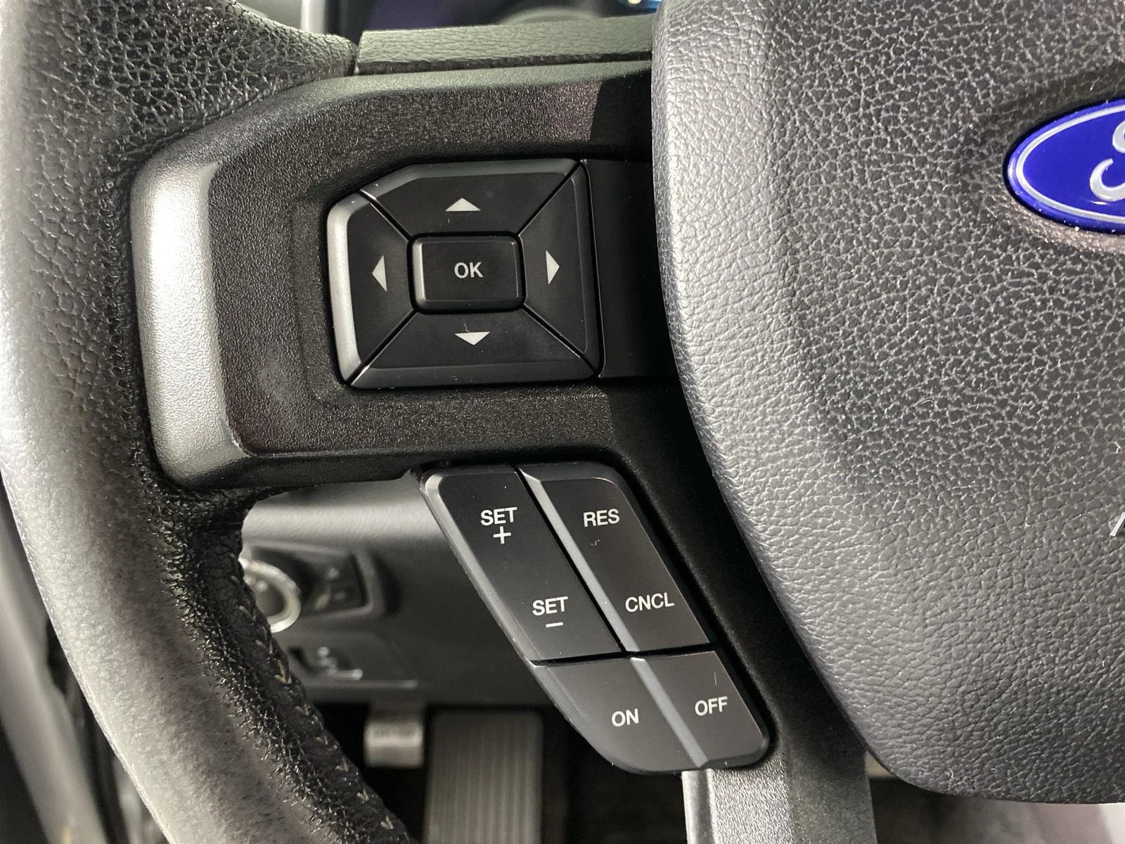Used 2016 Ingot Silver Metallic Ford XLT image 15