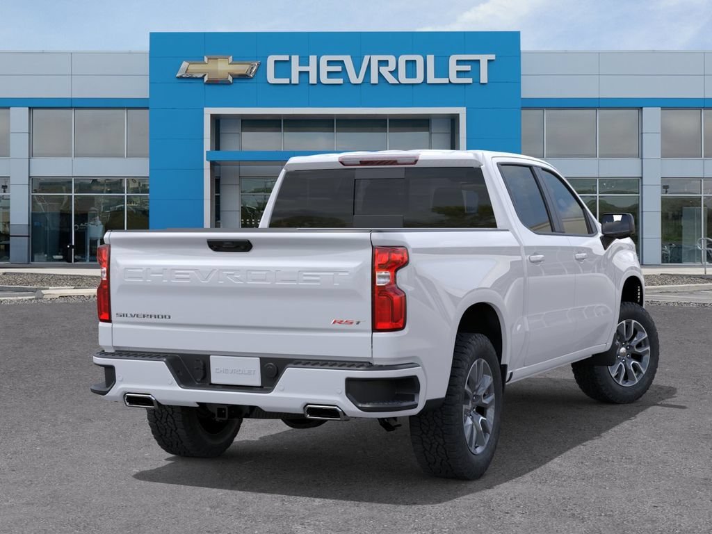 New 2026 Summit White Chevrolet RST image 4