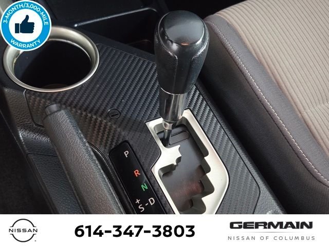 Used 2015 Gray Toyota XLE image 26